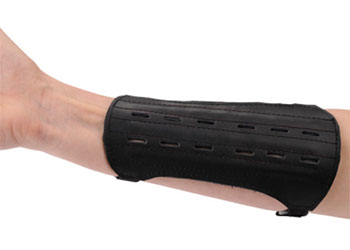Armguard - Senior