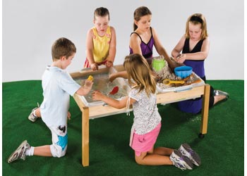 Natural Spaces – Sand & Water Fun Table