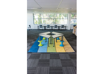 Calming Colours Carpet for 30 Children – 274 x 365cm