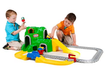 little tikes road and rail set