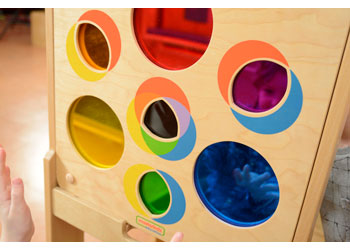 Masterkidz – Wall Elements – Colour Exploration Board - MTA Catalogue