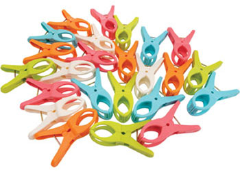 NZ made clothes pegs - recycled plastic - Nappyneedz