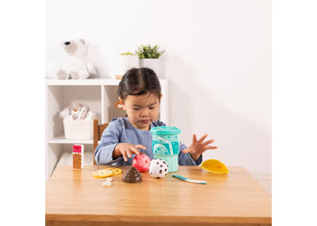 M&D - Play to Go - Ice Cream Play Set                                                     