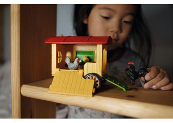 Schleich - Mobile Chicken Coop 2025               