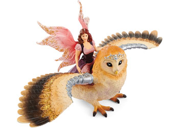 Schleich - Fairy in Flight on Glam-Owl